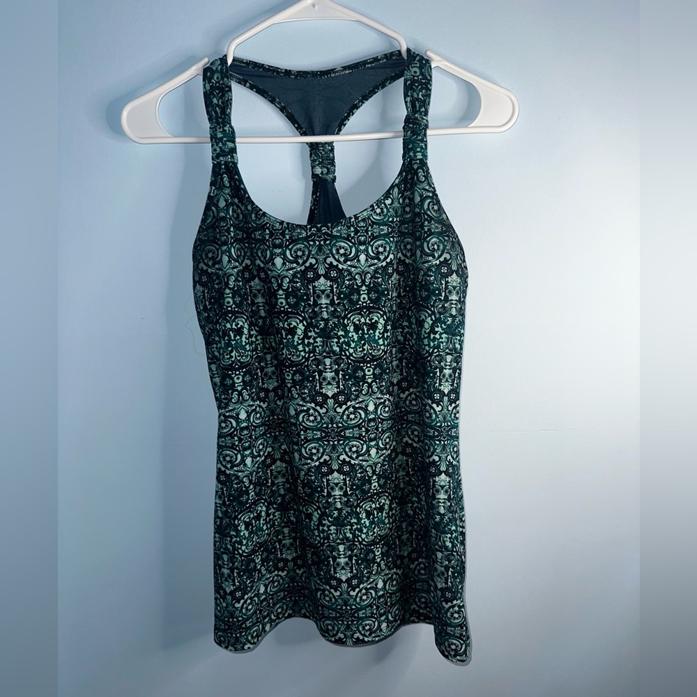 Athleta Geometric Sleeveless Scoop Neck Racerback TankTop Size Medium